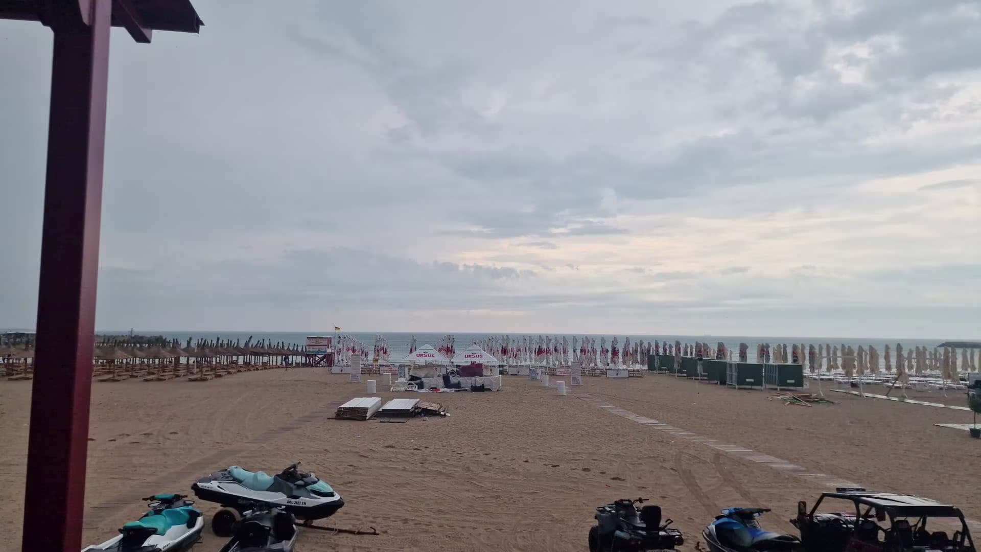 Fotografie de pe plaja din Eforie, la 8 dimineata, pe data 04.07.2026 Fotografie de pe plaja din Eforie, la 8 dimineata, pe data 04.07.2026