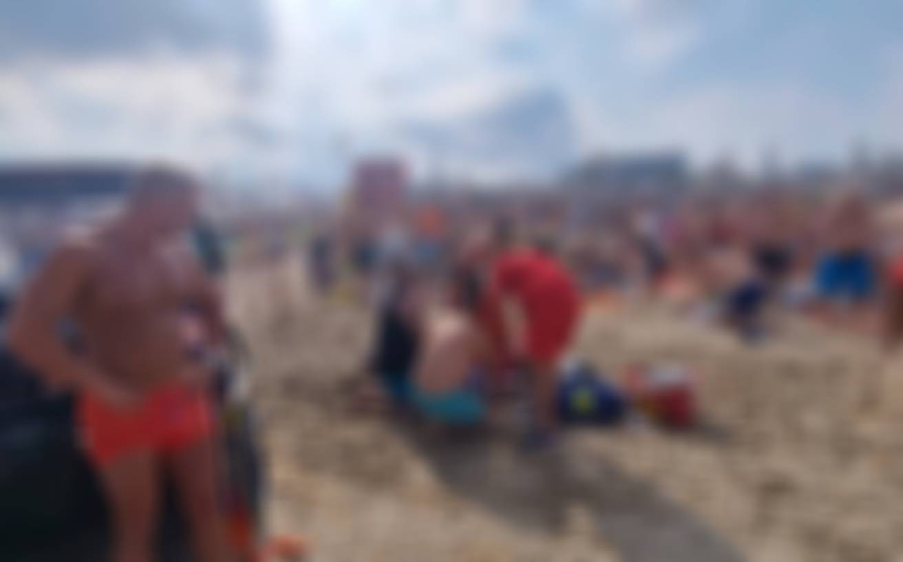 Intervenție pe plaja Belona din Eforie Nord după ce un turist a intrat în apă pe Steag Roșu