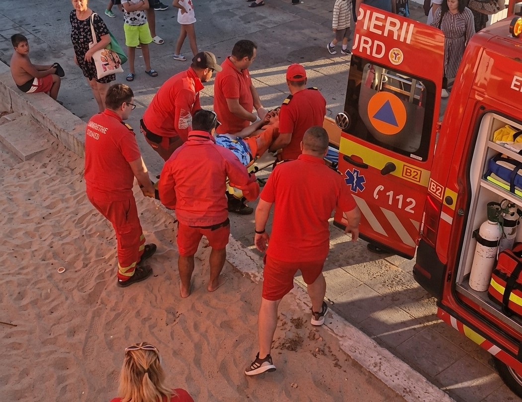 Intervenții medicale pe plajele din Eforie Nord: Prim ajutor pentru doi turiști pe 19 august 2026